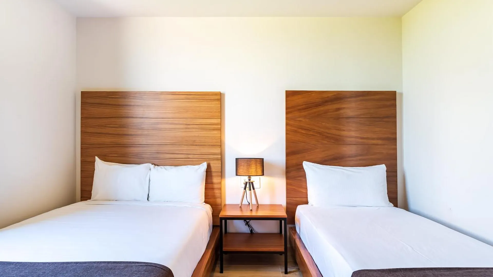 **** Aparthotel Kaab South Beach By The Spot Rentals Playa del Carmen Mexiko